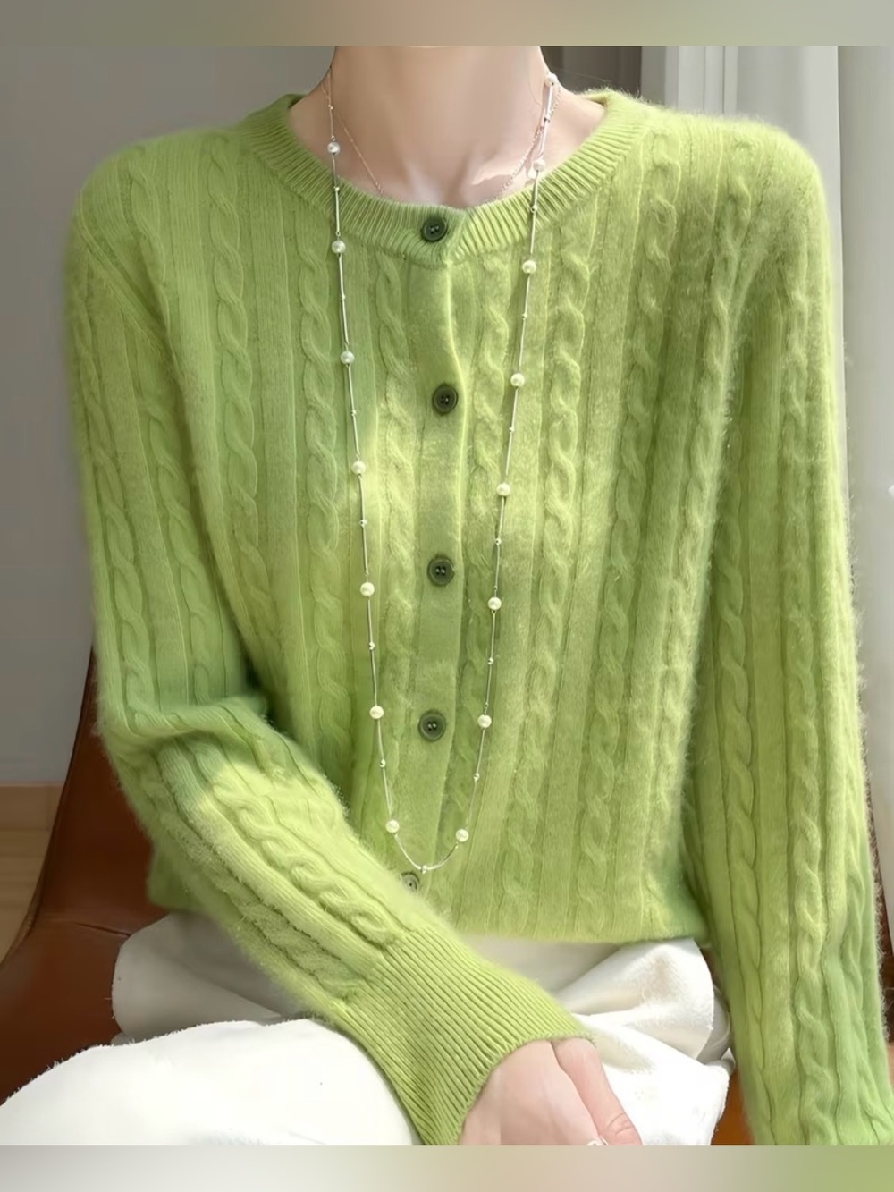 New 100% Cashmere Cardigan Large